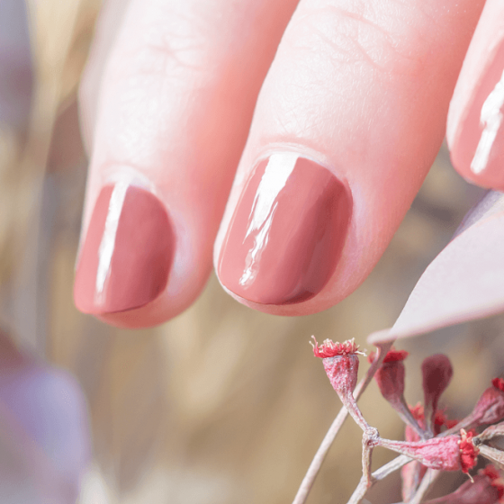 Vintage Rose Silicon Nail Polish to protect nails during anticancer treatments - MÊME Cosmetics