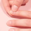 Soin pour les ongles qui nourrit et hydrate en profondeur les ongles et les cuticules - Même Cosmetics