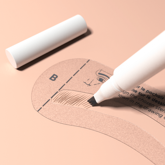 Renew your eyebrows with the eyebrow make-up pencil - MÊME Cosmetics