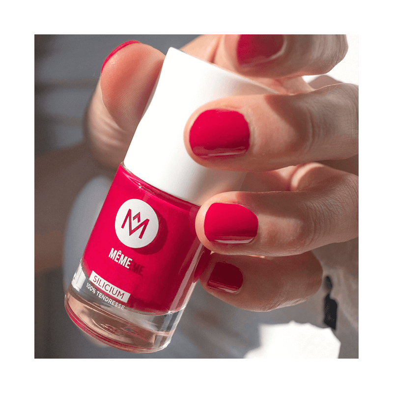 Raspberry Silicon Nail Polish for weakened nails - MÊME Cosmetics