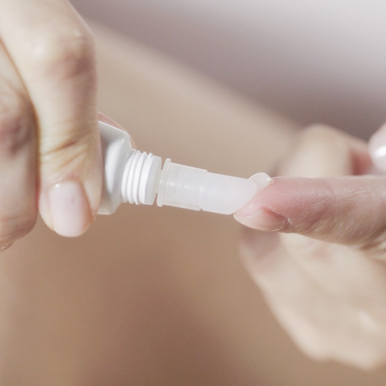 Le Baume à lèvres naturel enrichi à l’huile d’amande douce et au beurre de karité - MÊME Cosmetics