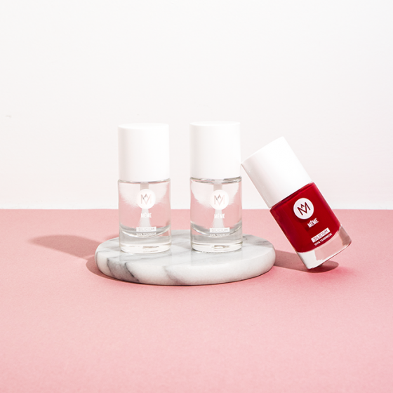 The perfect duo for a successful manicure and reinforced nails, silicon base and top coat - MÊME Cosmetics