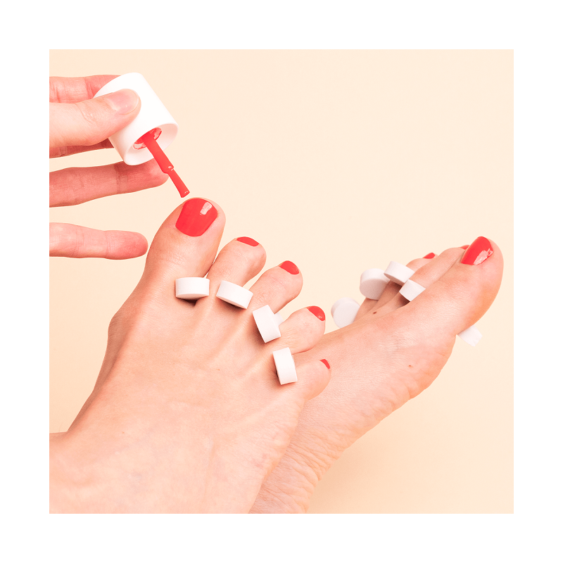 Sépare-orteils pour écarter vos orteils et faciliter la pose du vernis à ongles - MÊME Cosmetics
