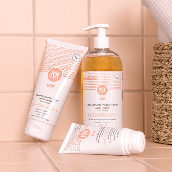 Kit avec la crème pour le corps, le déodorant en crème et l'huile lavante - MÊME Cosmetics