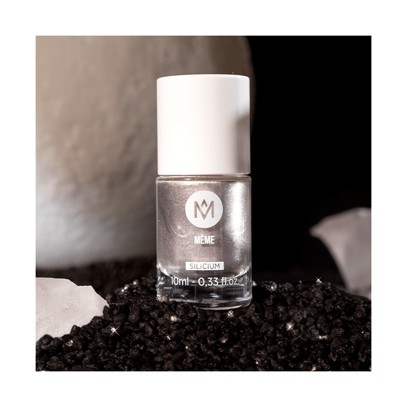 Vernis à ongles argenté - MÊME Cosmetics