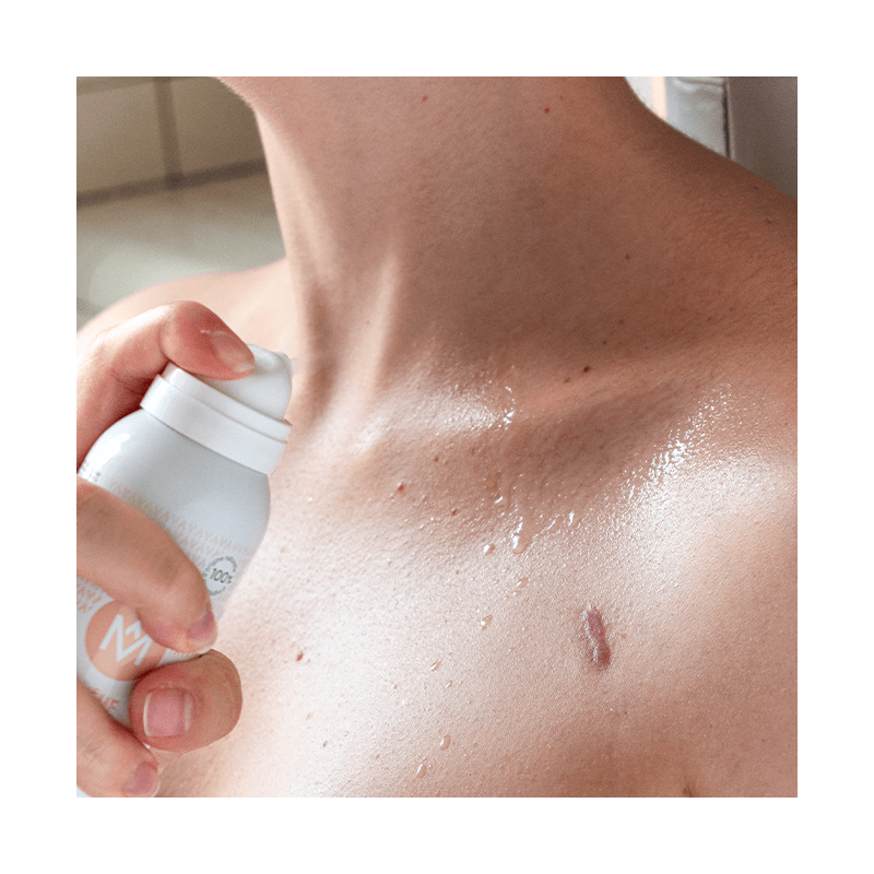 Eau de soin protège la peau de la déshydratation - MÊME Cosmetics