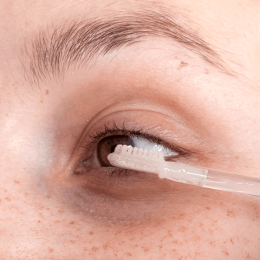 Eyelash and eyebrow regrowth serum - MÊME Cosmetics