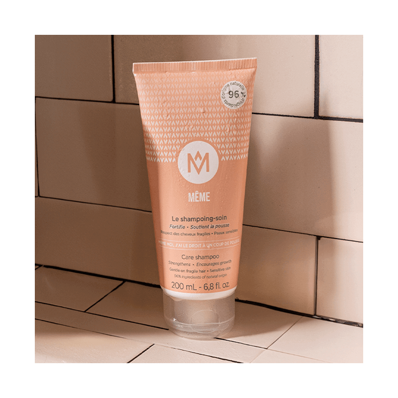Gently wash your hair with the cleansing and fortifying hair treatment - MÊME Cosmetics