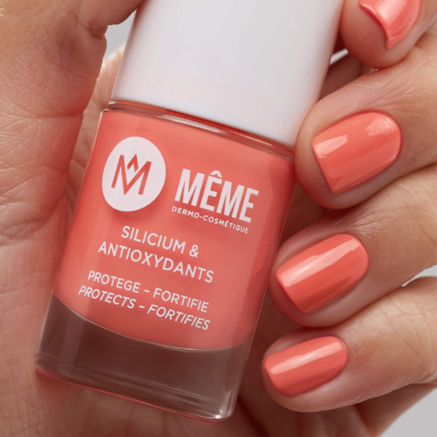 pink orange manicure - MÊME cosmetics
