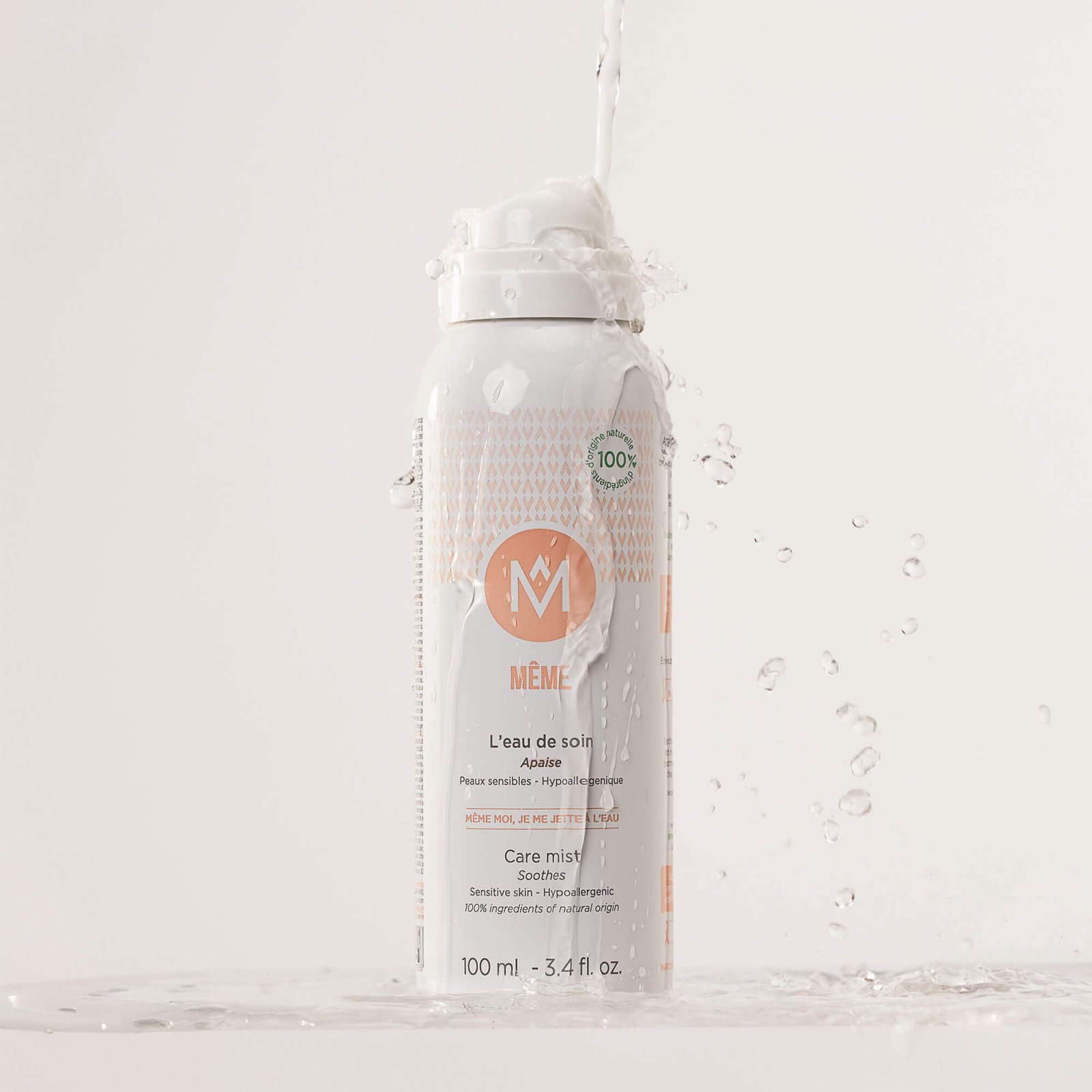 Eau de soin apaise les inconforts et les tiraillements des peaux sensibles - MÊME Cosmetics