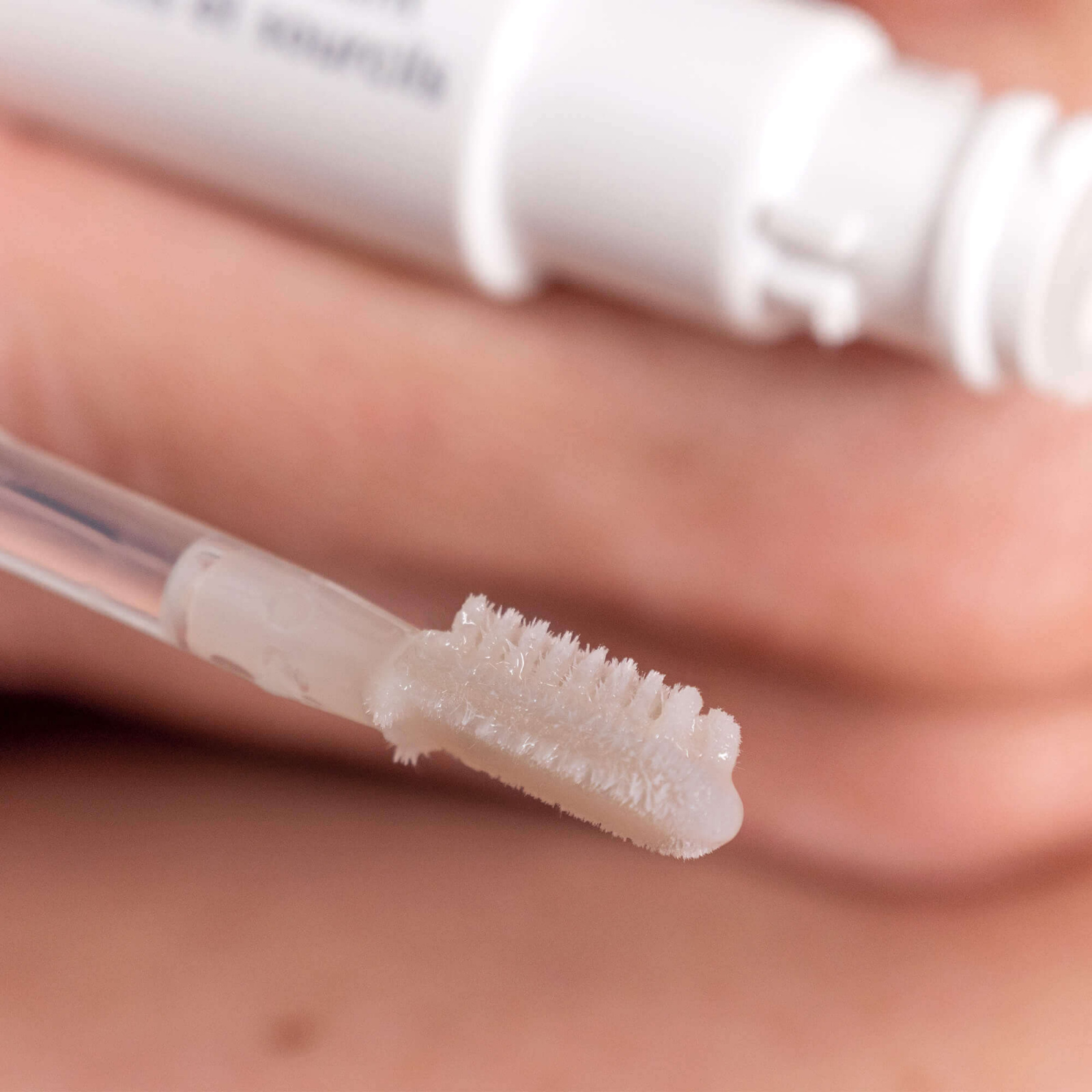 Sérum cils et sourcils revitalisant pour densifier et fortifier la repousse - MÊME Cosmetics