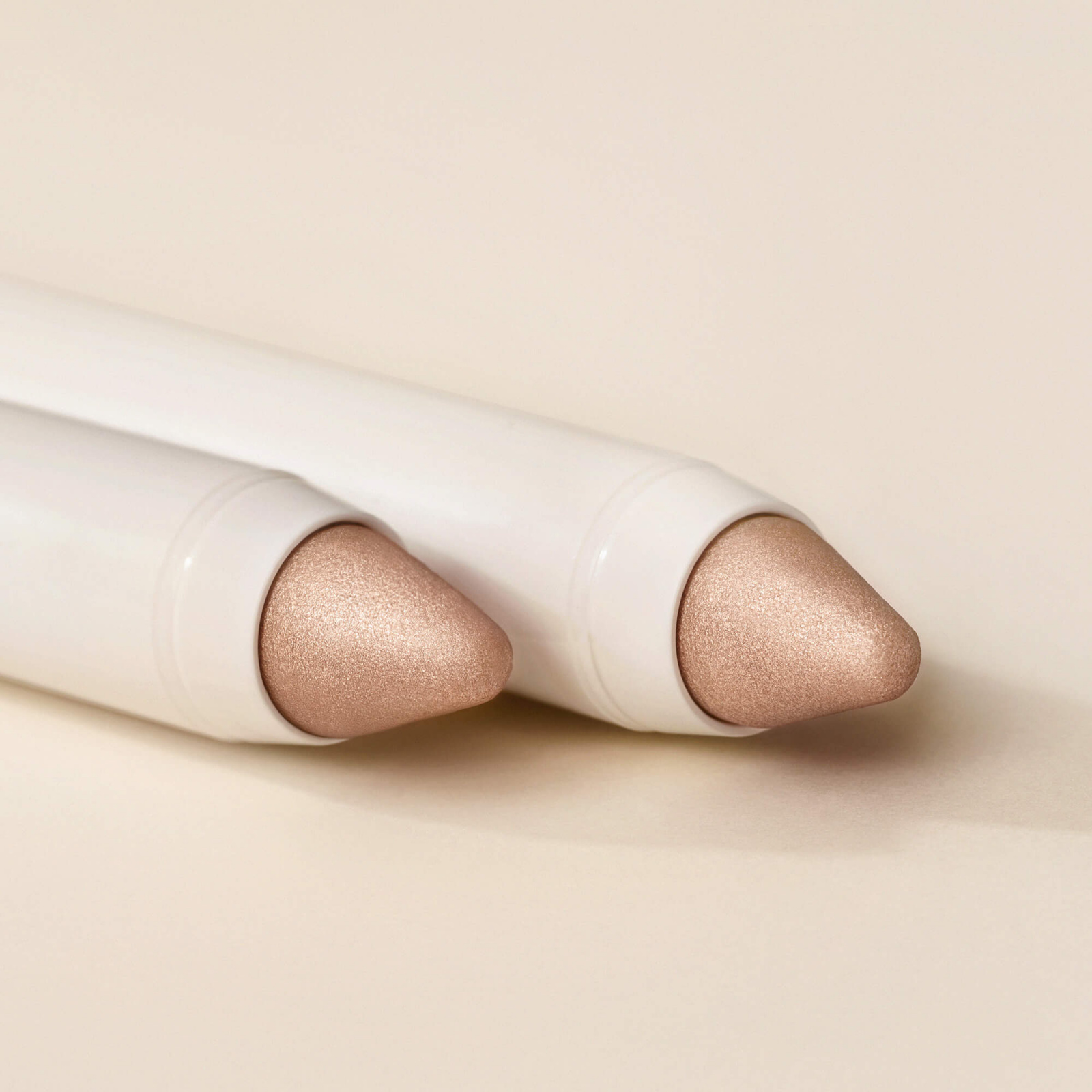 Sensitive skin eyeshadow - MÊME Cosmetics