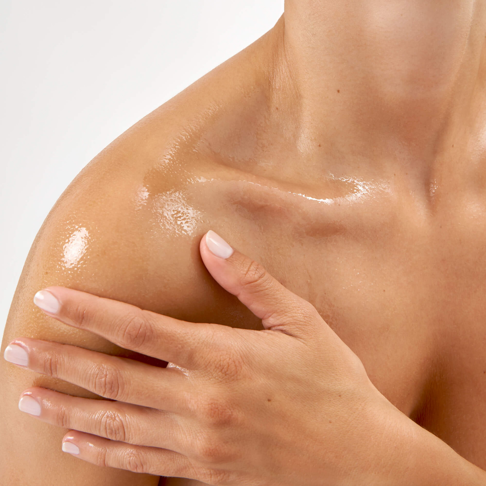 huile de massage pour le visage et le corps - MÊME Cosmetics