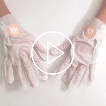 Tuto : Comment prendre soin de ses mains avec les gants de soin MÊME