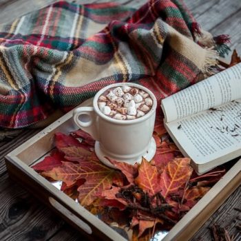 Cancer : le « hygge », la recette pour garder le moral cet hiver ?