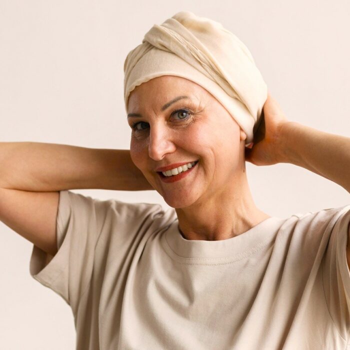 3 manières de nouer votre foulard pendant la chimio !