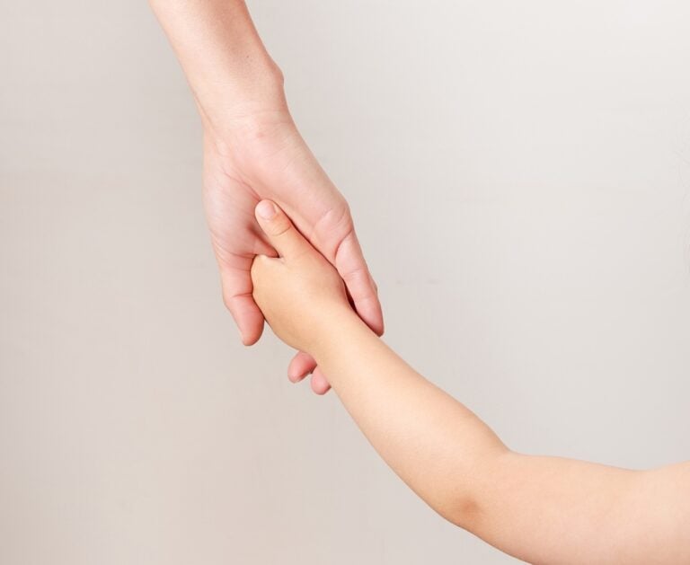 Mains sèches et gercées soins hiver - Même cosmetics