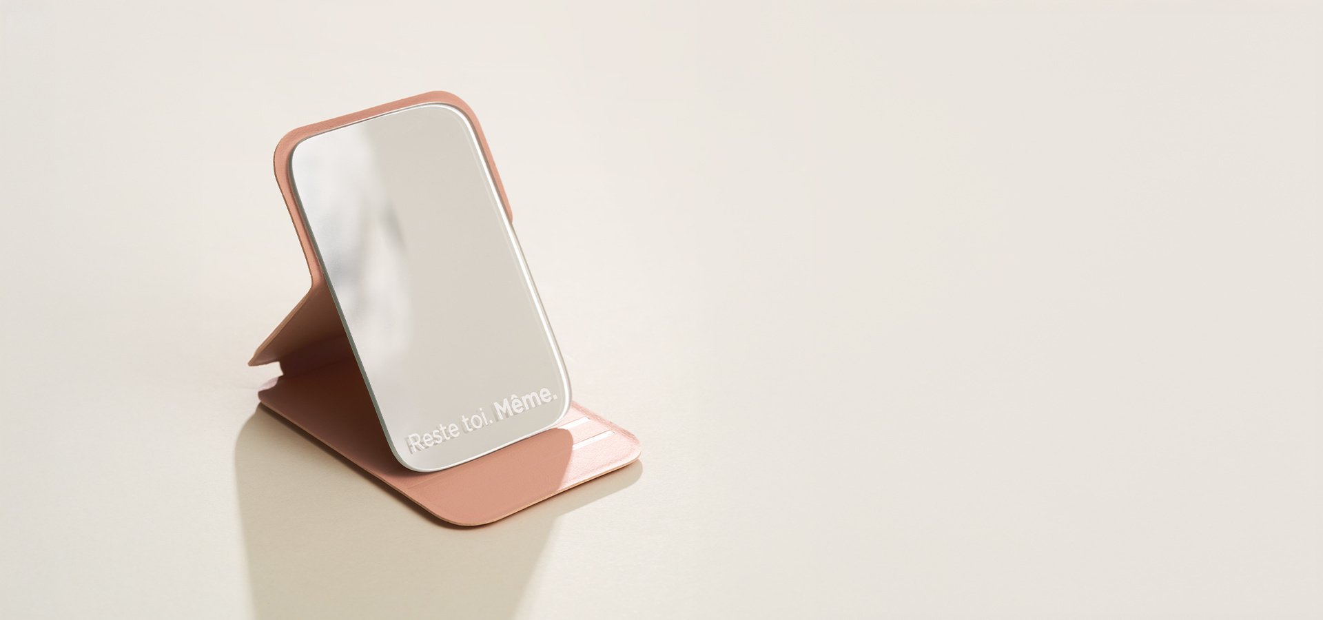 Le miroir de poche en cadeau